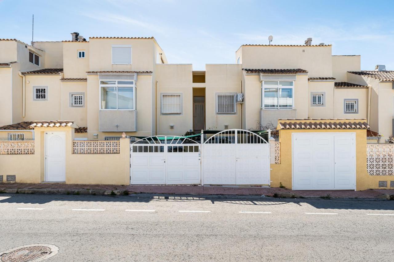 Bungalow Sunrise Europa 또레비에하 외부 사진